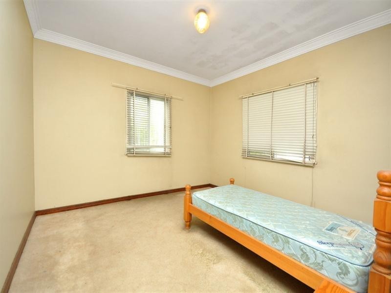 3 Glen Kedron Lane, Kedron QLD 4031