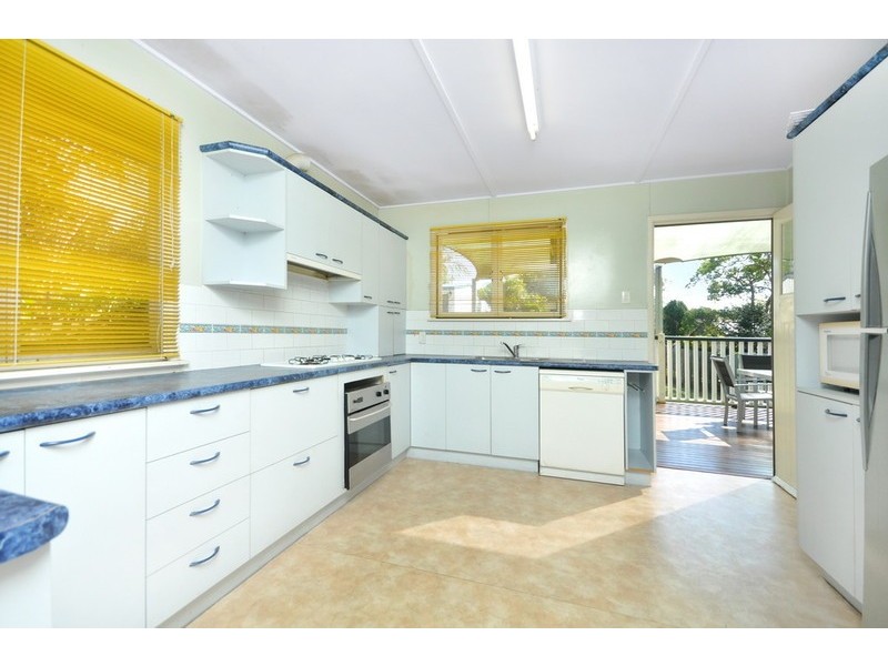 21 Ringrose Street, Stafford Heights QLD 4053