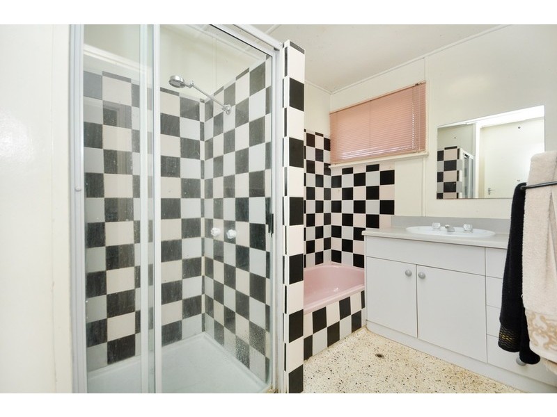 21 Ringrose Street, Stafford Heights QLD 4053