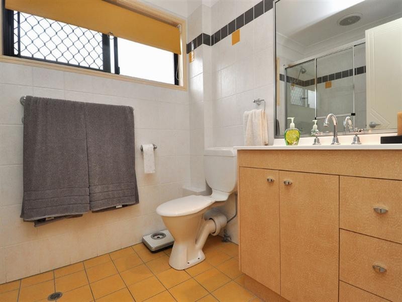 1/18 Fifth Avenue, Kedron QLD 4031