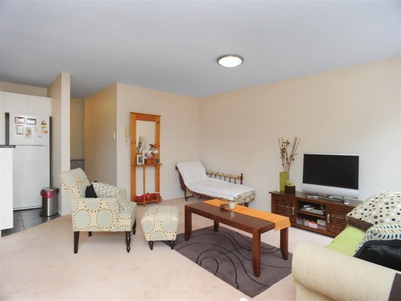 2/24 Bridge Street, Nundah QLD 4012