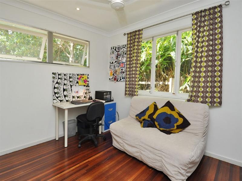 29 Koolewong Street, Stafford Heights QLD 4053