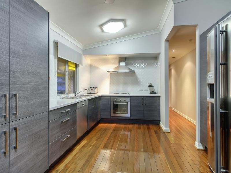 22 Lindale Street, Chermside West QLD 4032