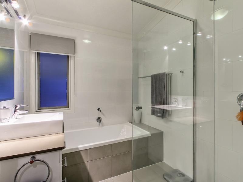 22 Lindale Street, Chermside West QLD 4032