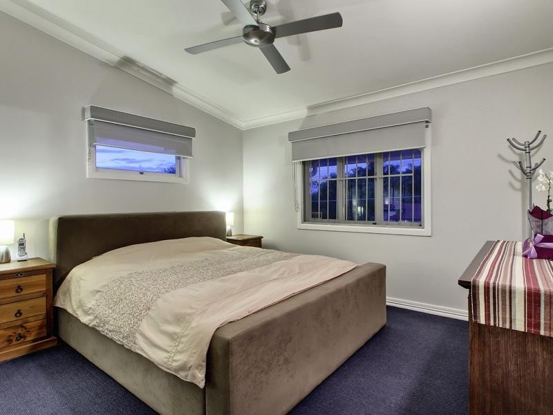 22 Lindale Street, Chermside West QLD 4032