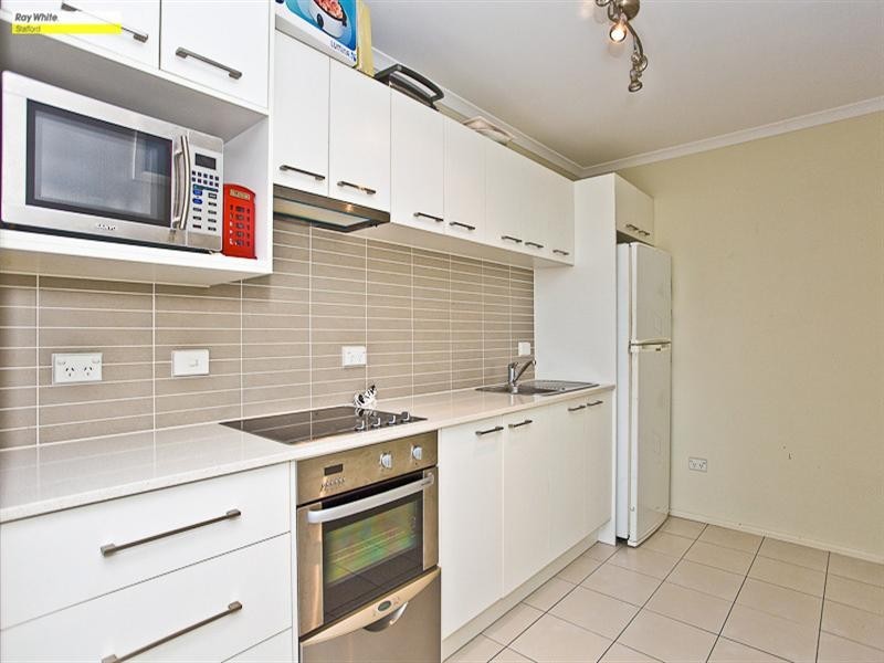 2/29 Shamrock Street, Gordon Park QLD 4031