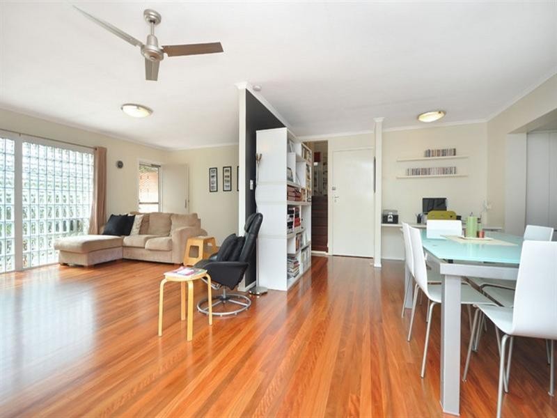 31 Norwich Street, Wavell Heights QLD 4012