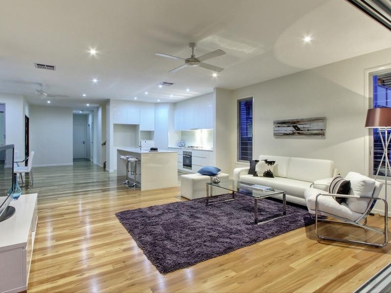 27 Deramore Street, Wavell Heights QLD 4012