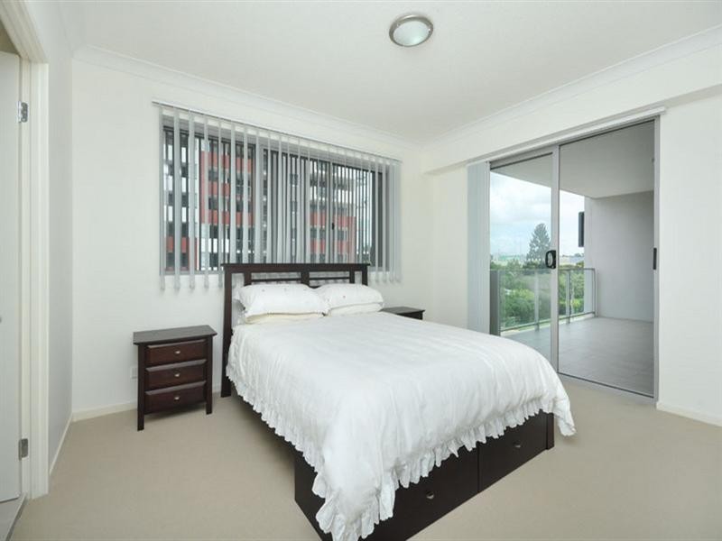17/27 Playfield Street, Chermside QLD 4032