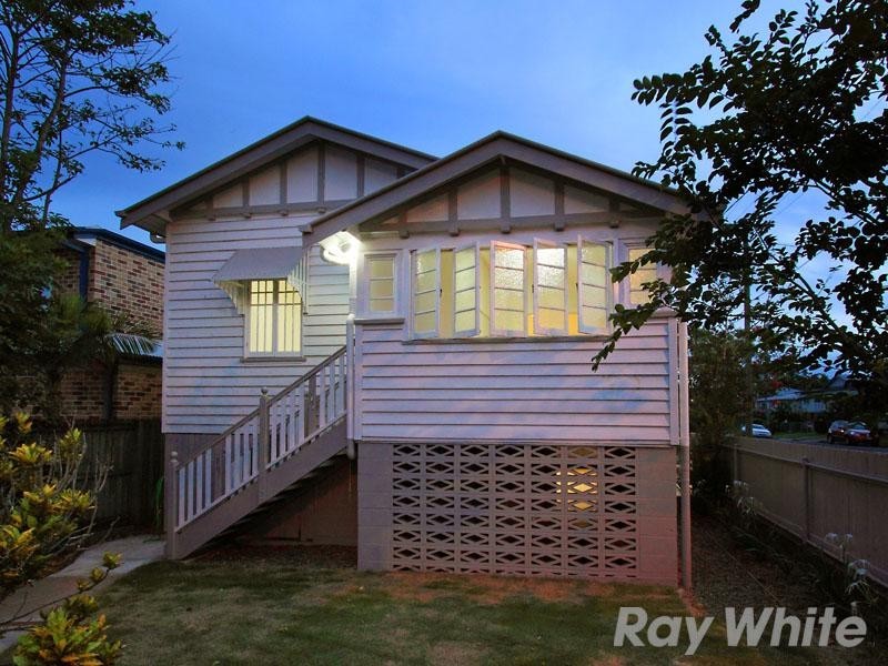 90 Thistle Street, Gordon Park QLD 4031