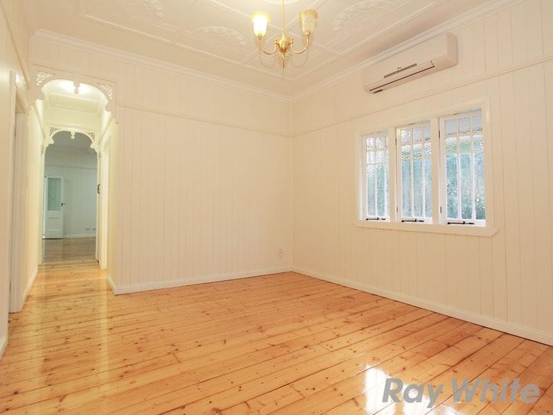 90 Thistle Street, Gordon Park QLD 4031