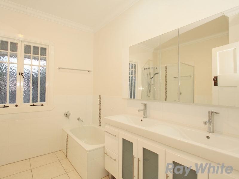 90 Thistle Street, Gordon Park QLD 4031