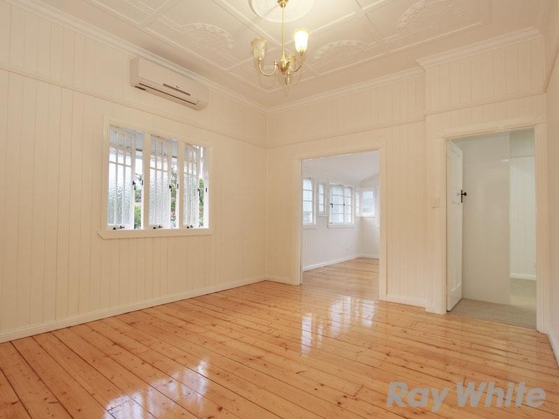 90 Thistle Street, Gordon Park QLD 4031