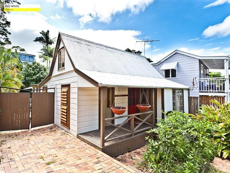 20 Mannion Street, Red Hill QLD 4059