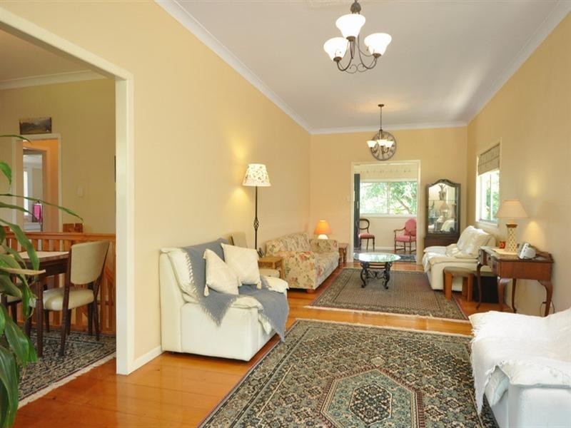 64 Sixth Avenue, Kedron QLD 4031