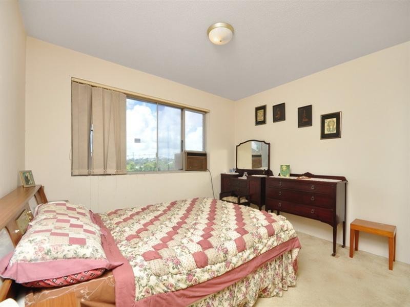 1/77 Brookfield Road, Kedron QLD 4031