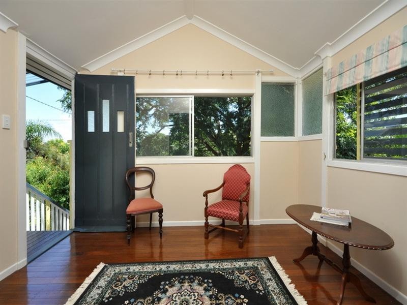 64 Sixth Avenue, Kedron QLD 4031