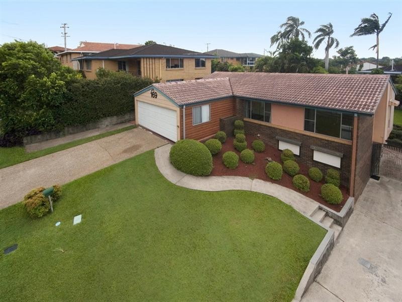 169 Trouts Road, Stafford Heights QLD 4053