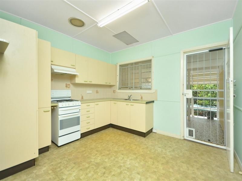 17 Cain Street, Everton Park QLD 4053