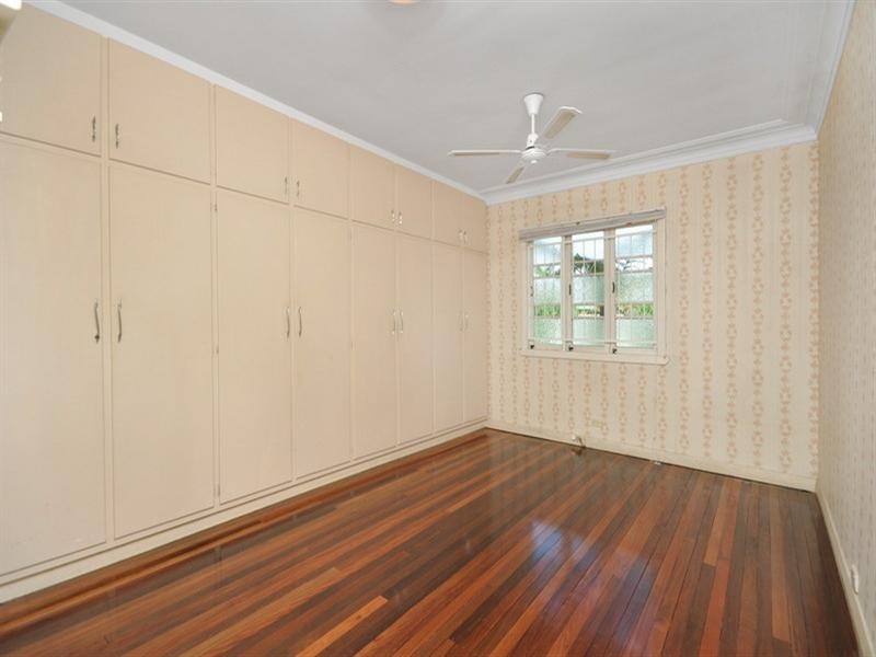 17 Cain Street, Everton Park QLD 4053