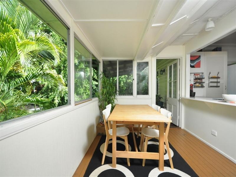 3 Cecil Road, Bardon QLD 4065