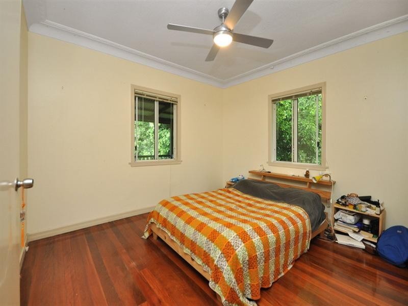 3 Cecil Road, Bardon QLD 4065