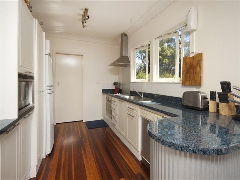 46 Pangeza Street, Stafford Heights QLD 4053