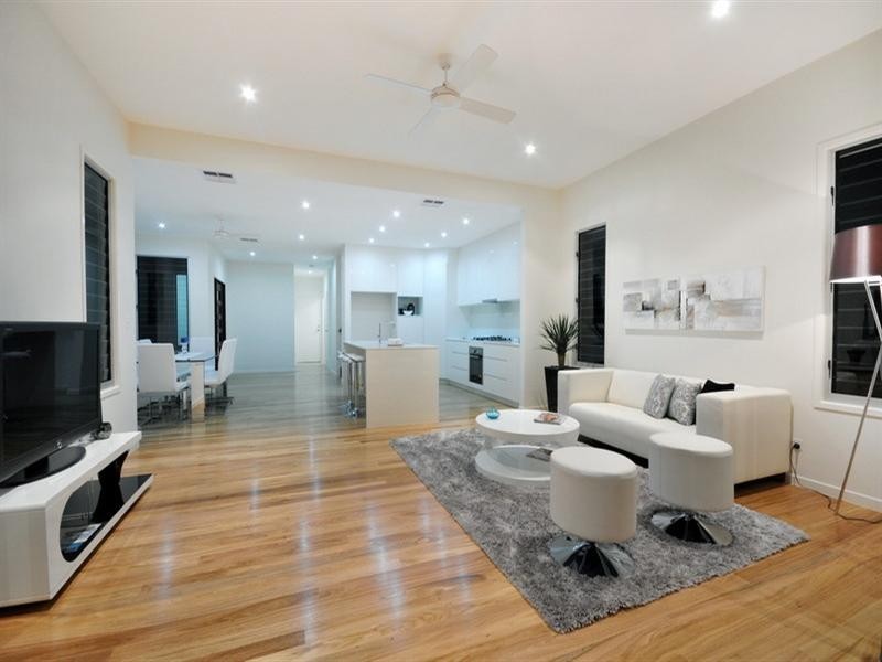 27 Deramore Street, Wavell Heights QLD 4012