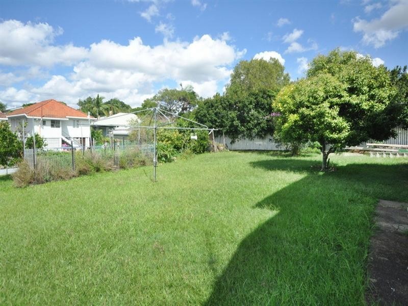 35 Nundah Street, Kedron QLD 4031