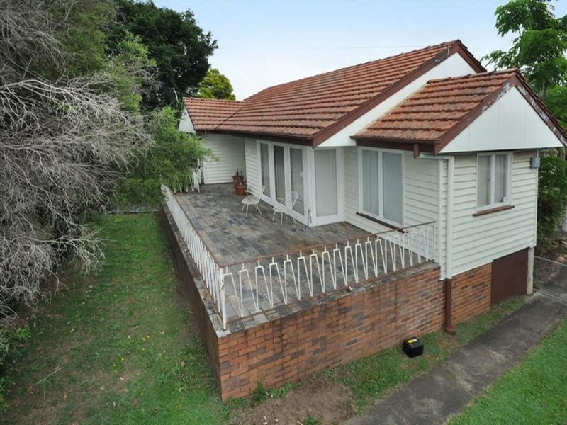 15 Gamelin Crescent, Stafford QLD 4053