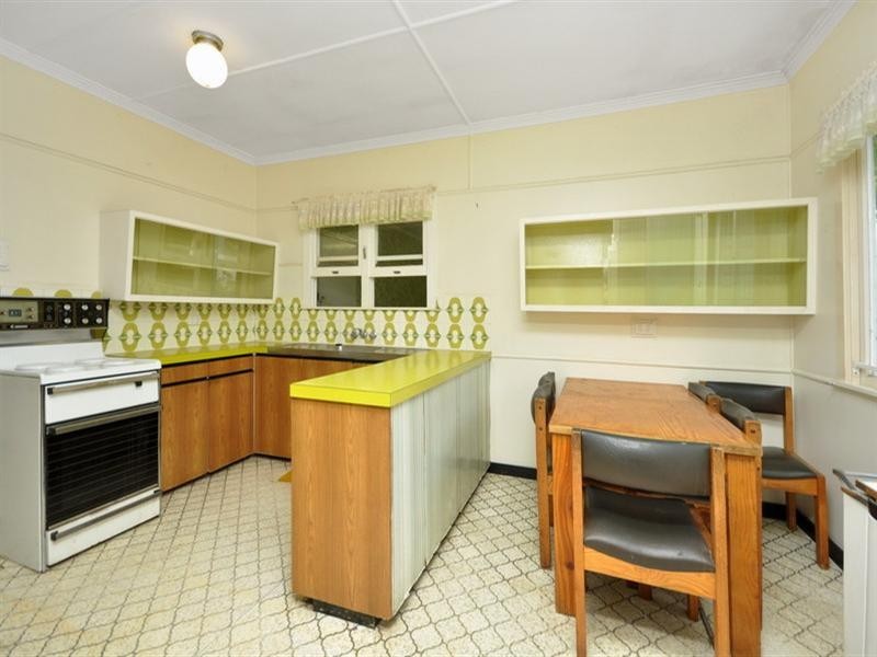 15 Gamelin Crescent, Stafford QLD 4053