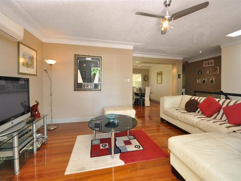 40 Blenheim Street, Chermside West QLD 4032