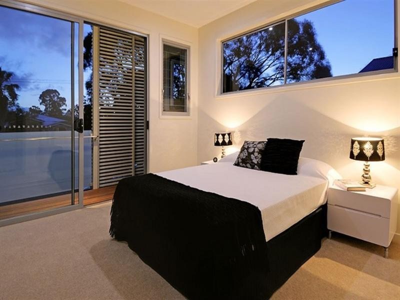 19a Howard Street, Grange QLD 4051