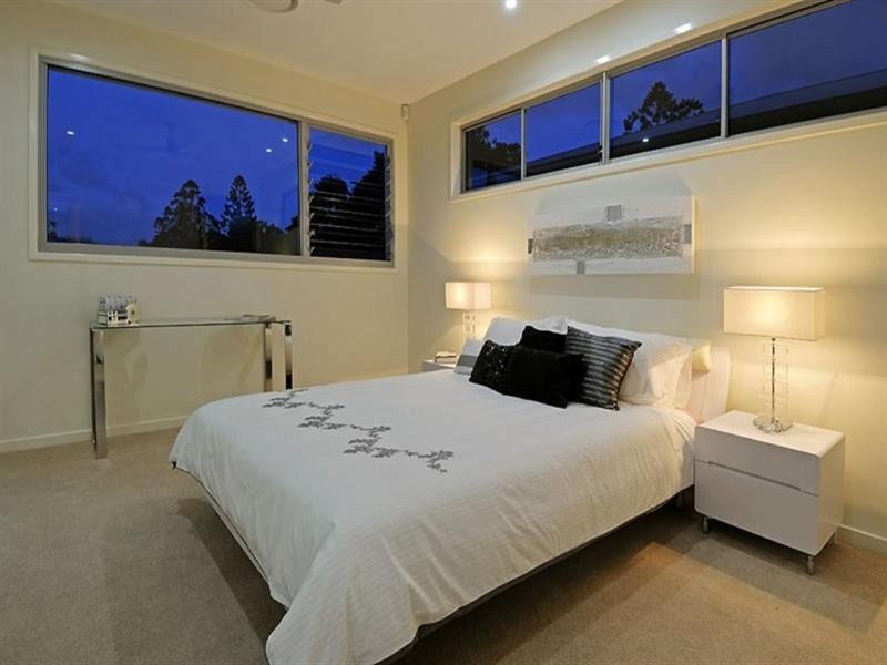 19b Howard Street, Grange QLD 4051