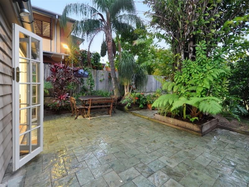 12 Castle Street, Kedron QLD 4031