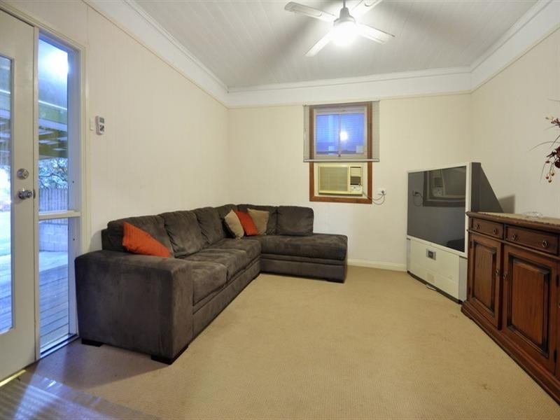 12 Castle Street, Kedron QLD 4031