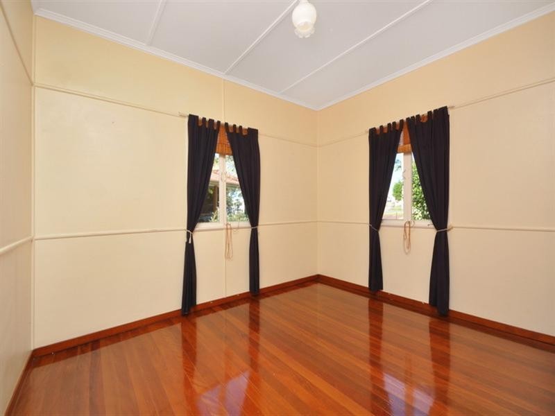 815 South Pine Road, Everton Park QLD 4053