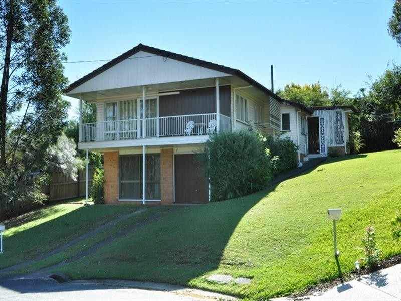 6 Hurst Street, Gordon Park QLD 4031
