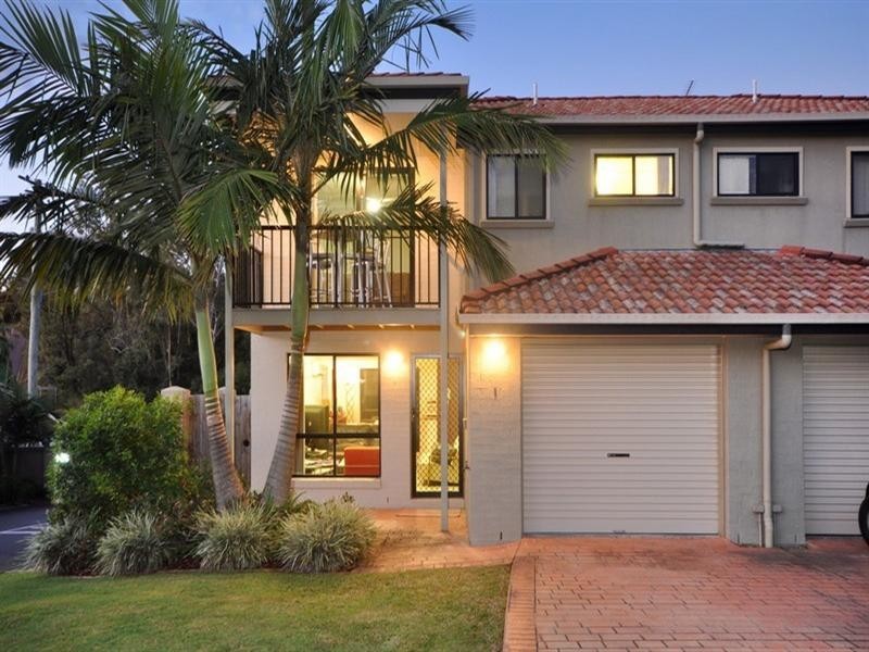 1/216 Trouts Road, Stafford Heights QLD 4053