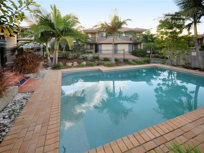1/216 Trouts Road, Stafford Heights QLD 4053