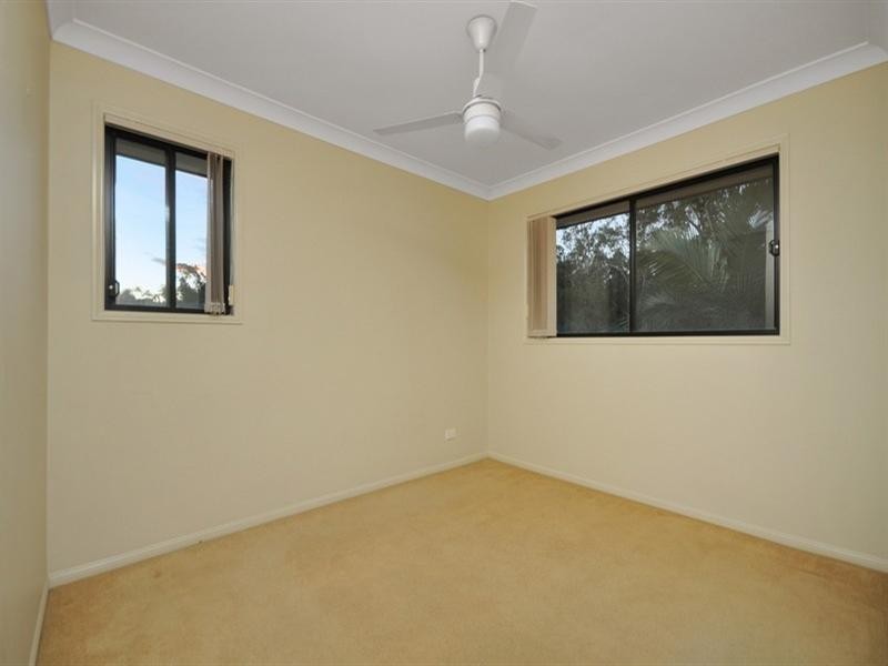 1/216 Trouts Road, Stafford Heights QLD 4053