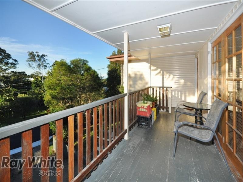 40 Sedgemoor Street, Stafford Heights QLD 4053