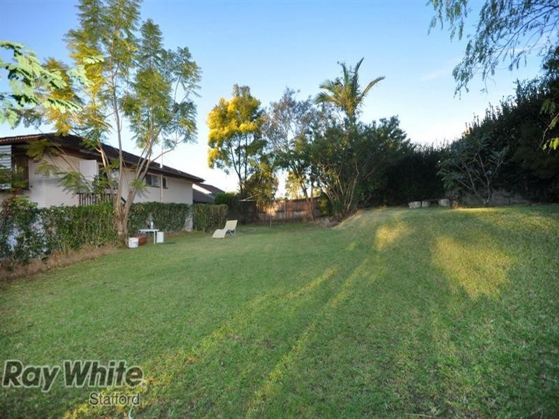 40 Sedgemoor Street, Stafford Heights QLD 4053