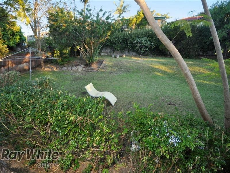 40 Sedgemoor Street, Stafford Heights QLD 4053