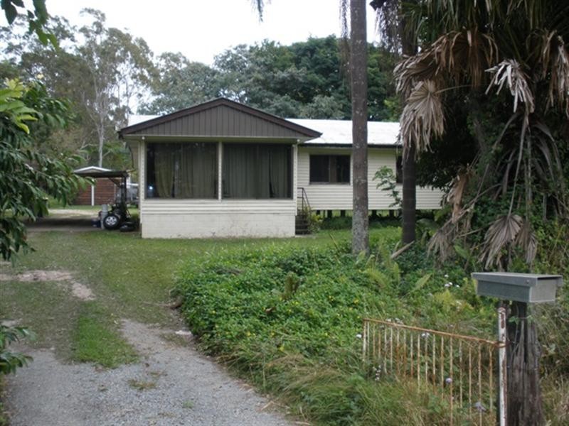 17 Youngs Crossing Road, Joyner QLD 4500