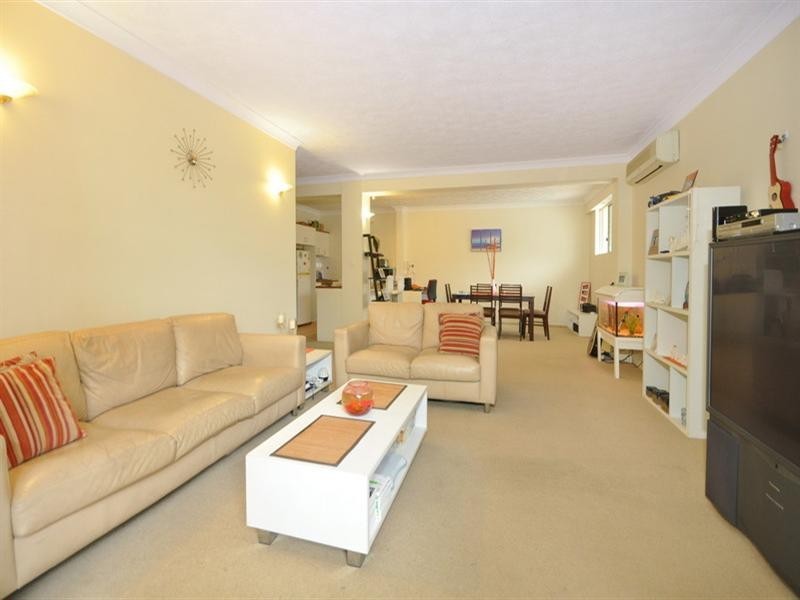 1/17 Mitchell Street, Kedron QLD 4031