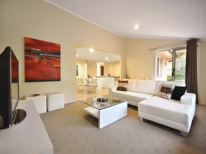 25 Karloff Drive, Stafford Heights QLD 4053