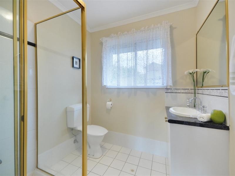 25 Karloff Drive, Stafford Heights QLD 4053