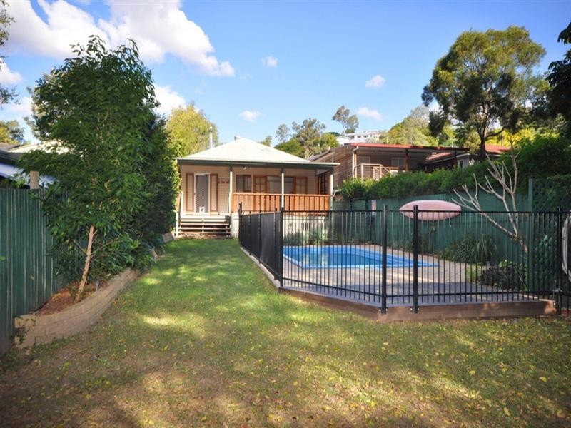 166 Royal Parade, Alderley QLD 4051