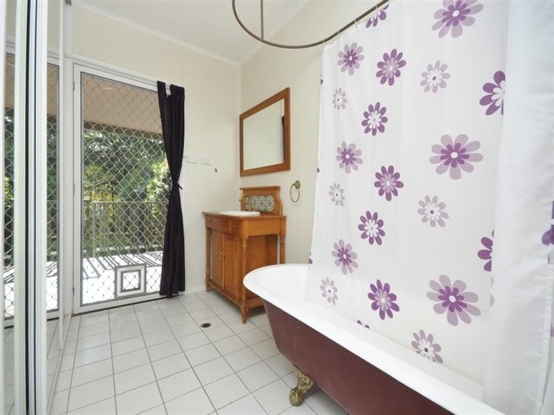 166 Royal Parade, Alderley QLD 4051